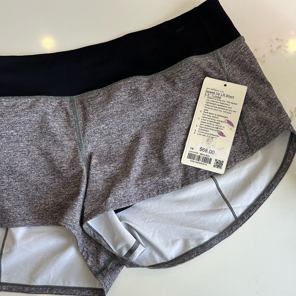 Lululemon Women's Speed Up Low-Rise Lined Shorts, size 14 NWT
